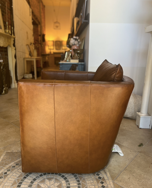 ROTHKO-L-016 Rothko Leather Swivel Chair