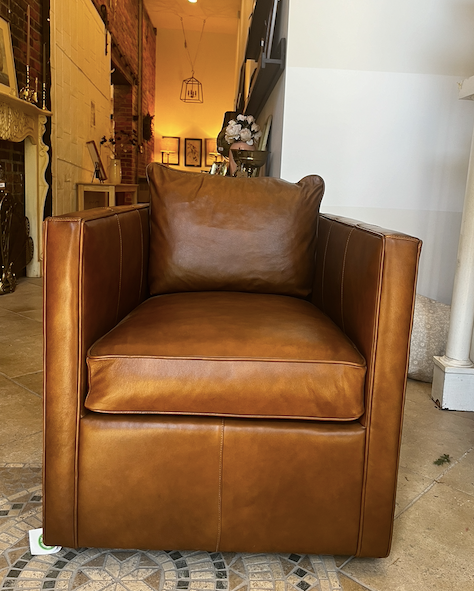 ROTHKO-L-016 Rothko Leather Swivel Chair