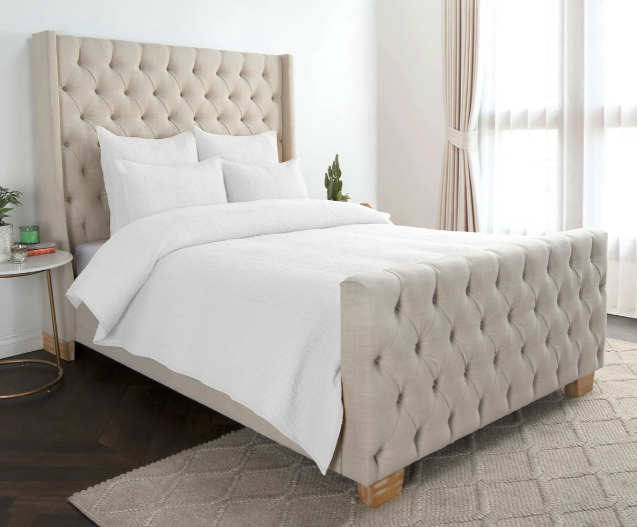 BEDQ508K Danica White 4pc King Quilt Set