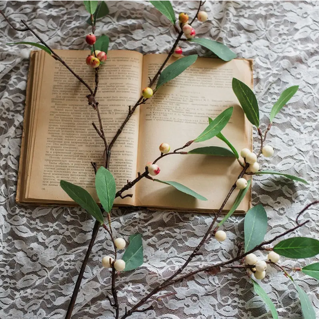 Snow Berry Leaf Stem 28" Tall