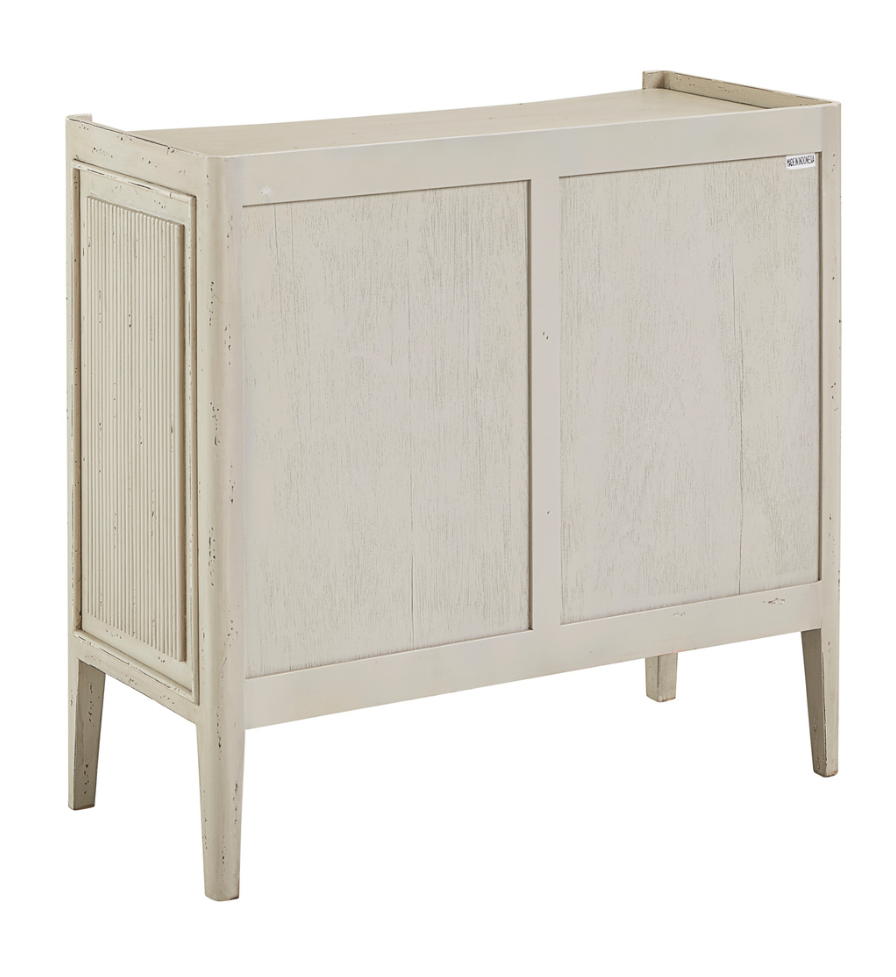 32529AC97 Reeded Chest