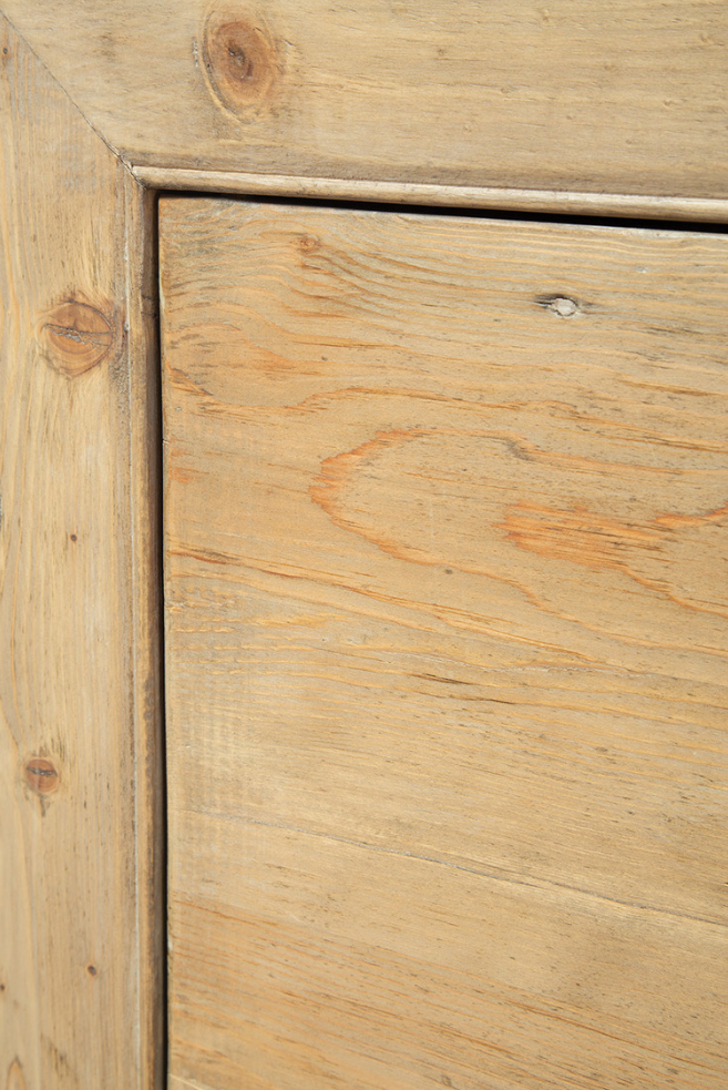 20-442 Vernon Sideboard
