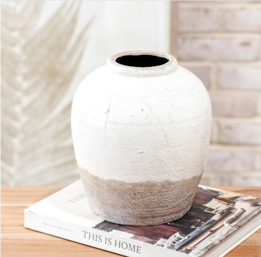 PDJCM06 French White Vase