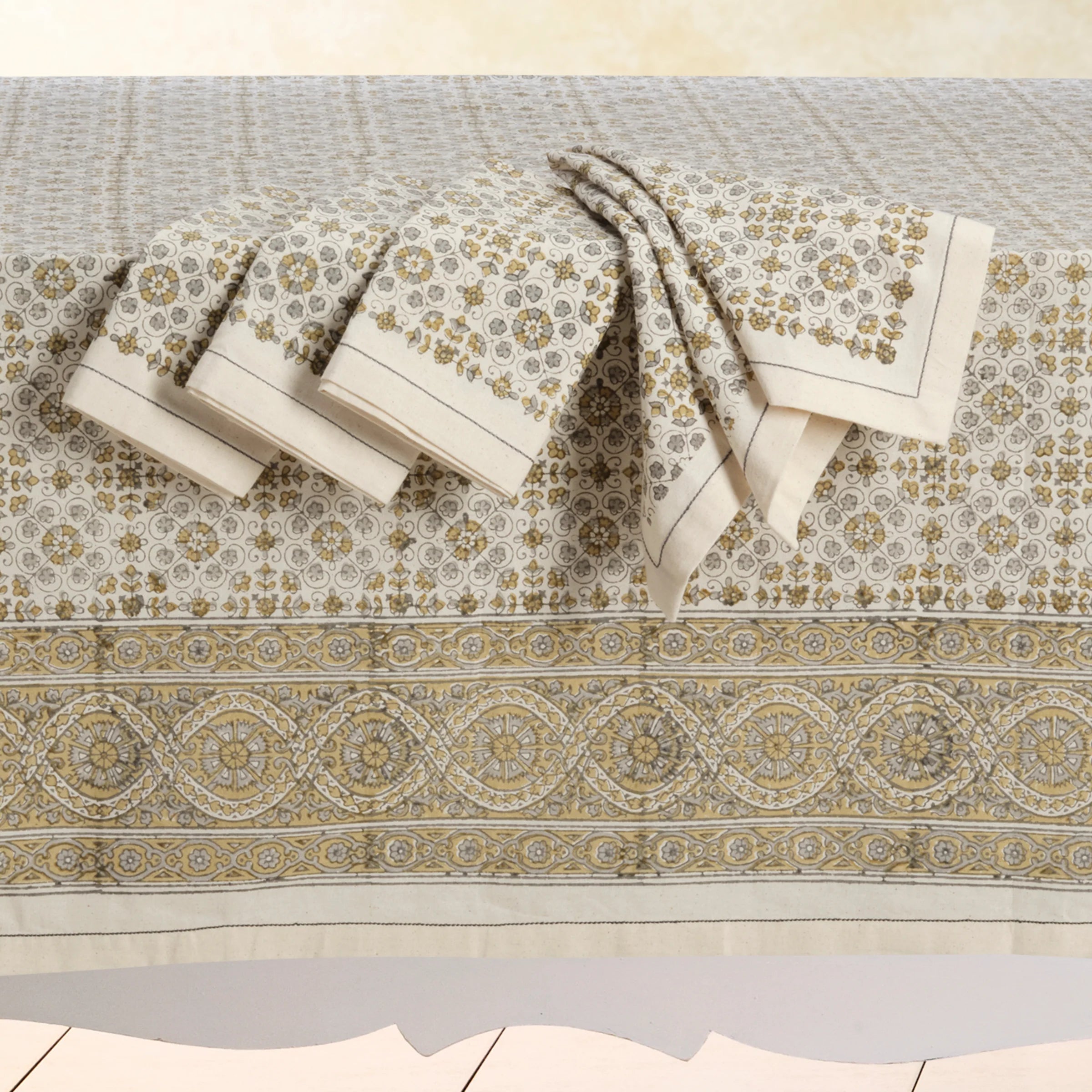Set of 4 Cotton Napkins 18x18, 301-315-LY