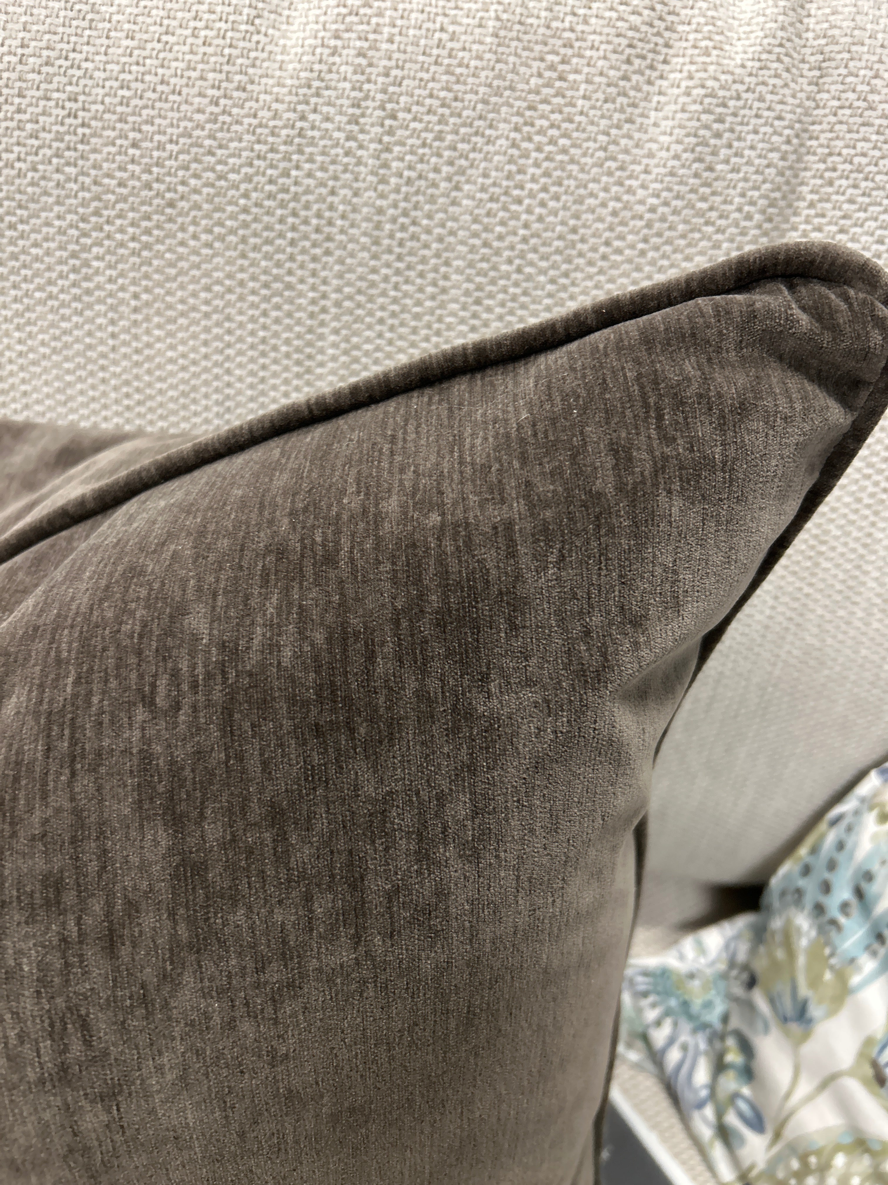 RS Pillow Plum