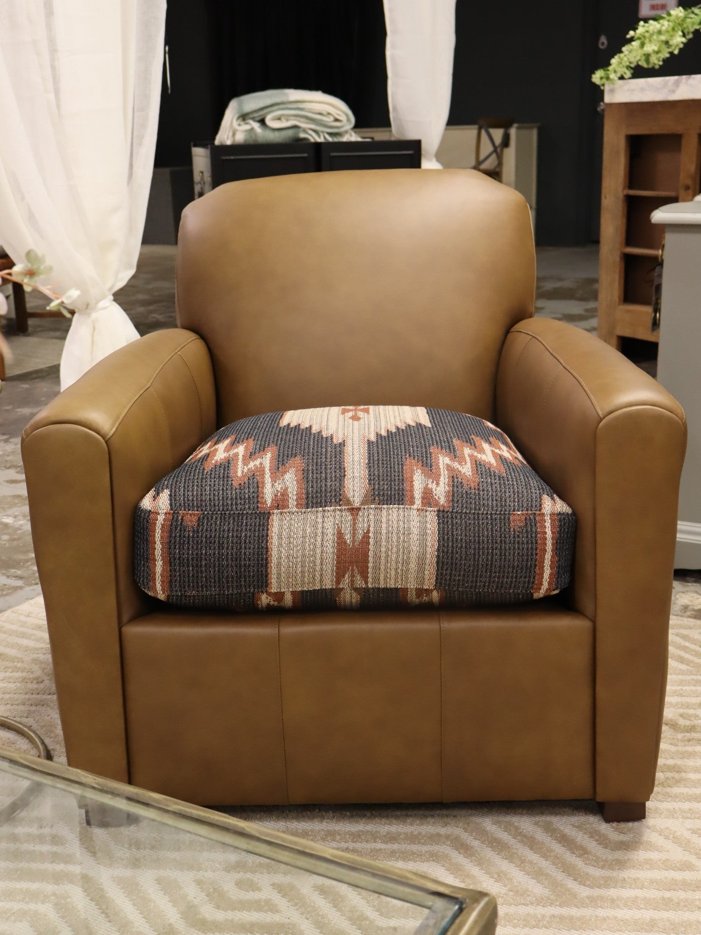 Desmond Leather Chair w/ 128CR-66 Cushion