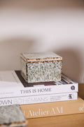 93486.99 Whisper Lidded Box