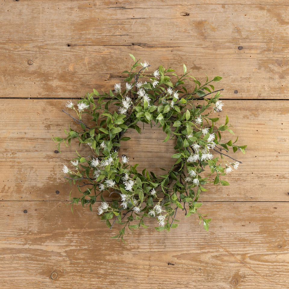 G232999 14" Tea Leaf w/ White Flowers Candle Ring