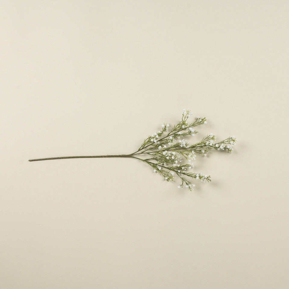 G233071 26" White Baby's Breath Spray