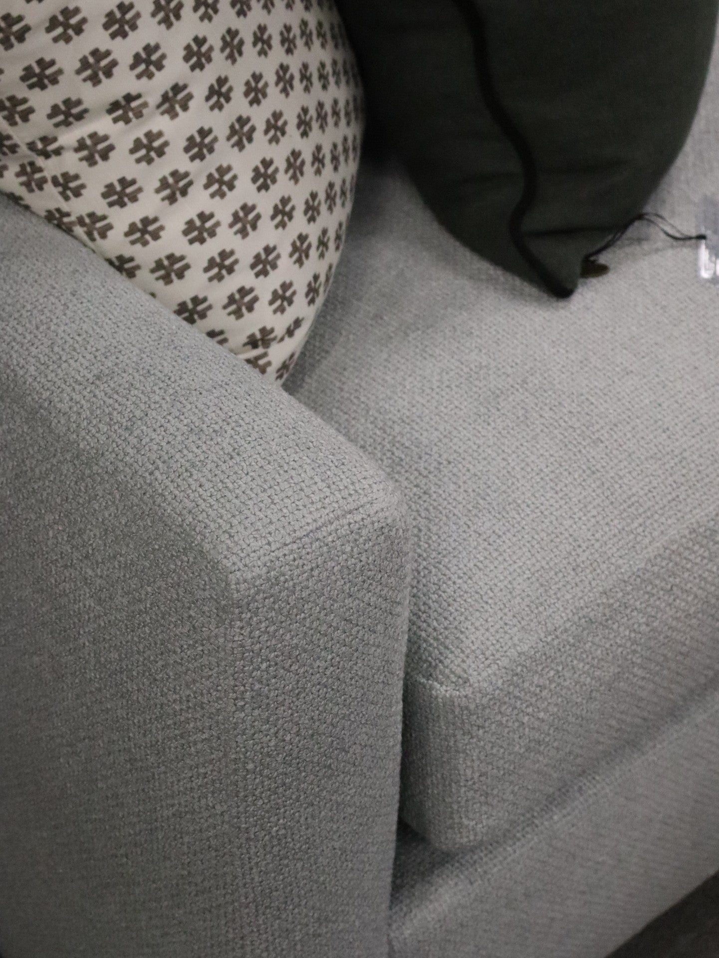 Asher Modular Sectional in 23647-34