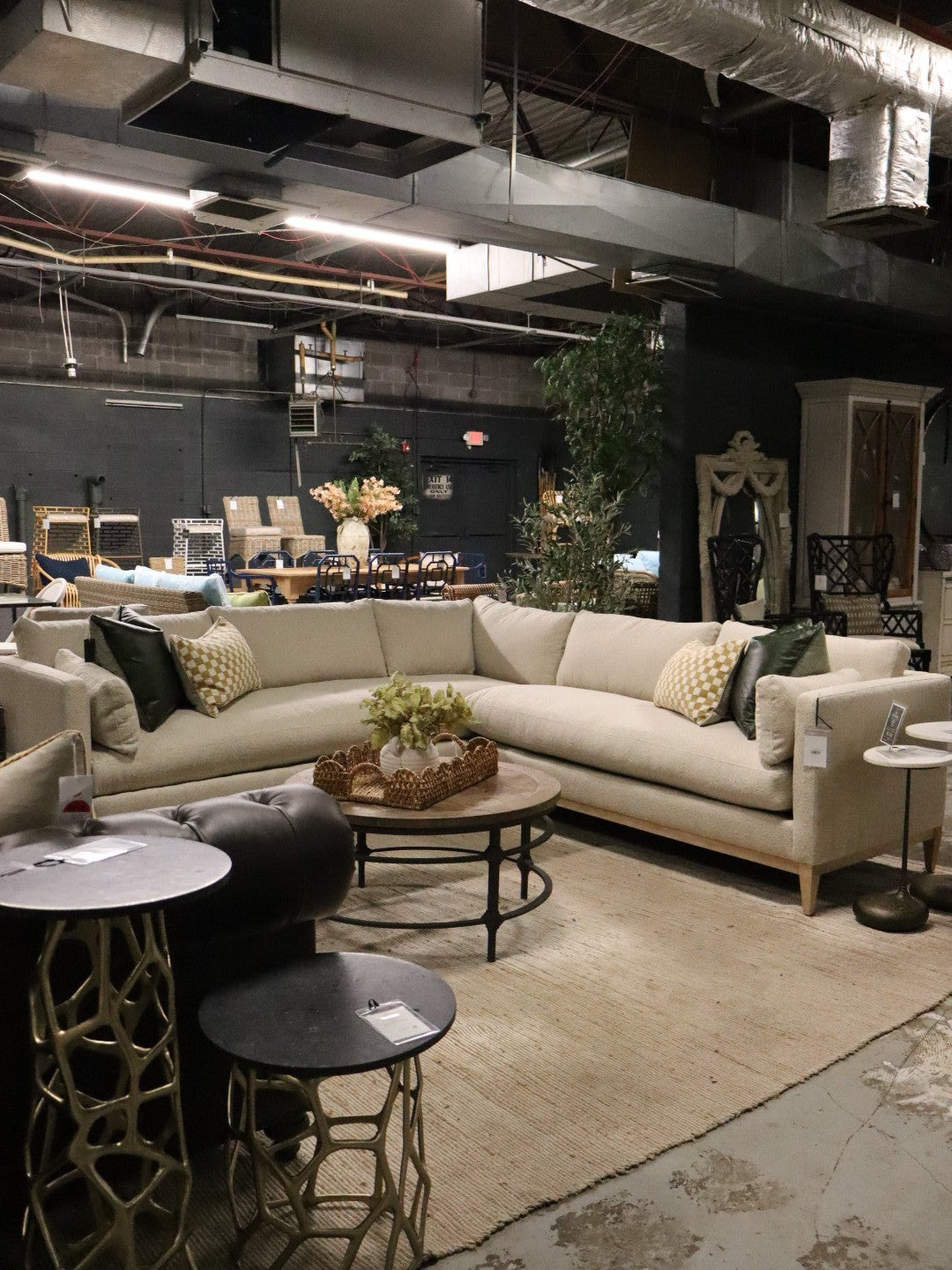 LEO-215218-ZW109-50-FL Leo Sectional