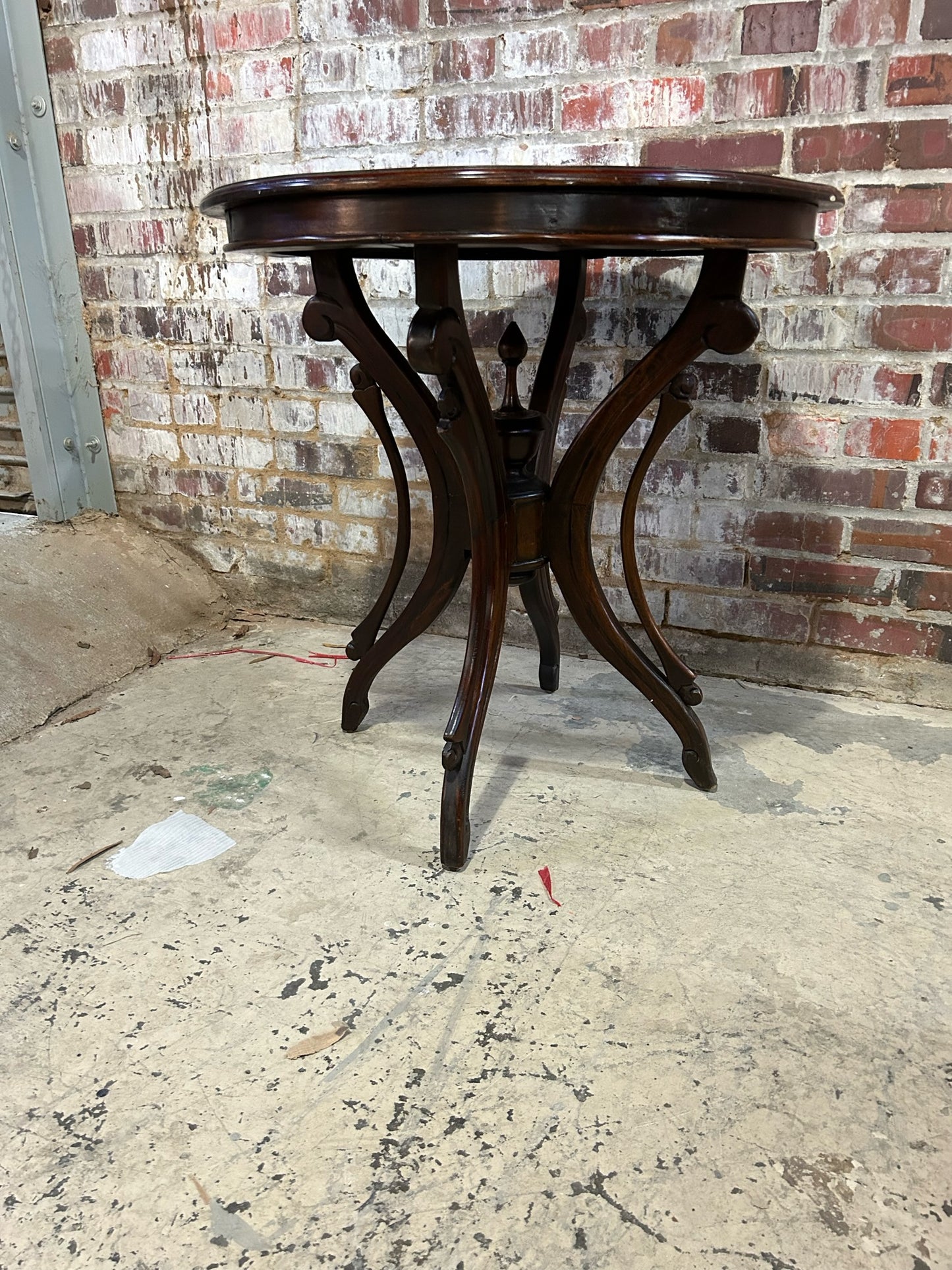 Ornate Round Accent Table (C)