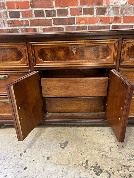 Large Dresser with Cabinet (C)