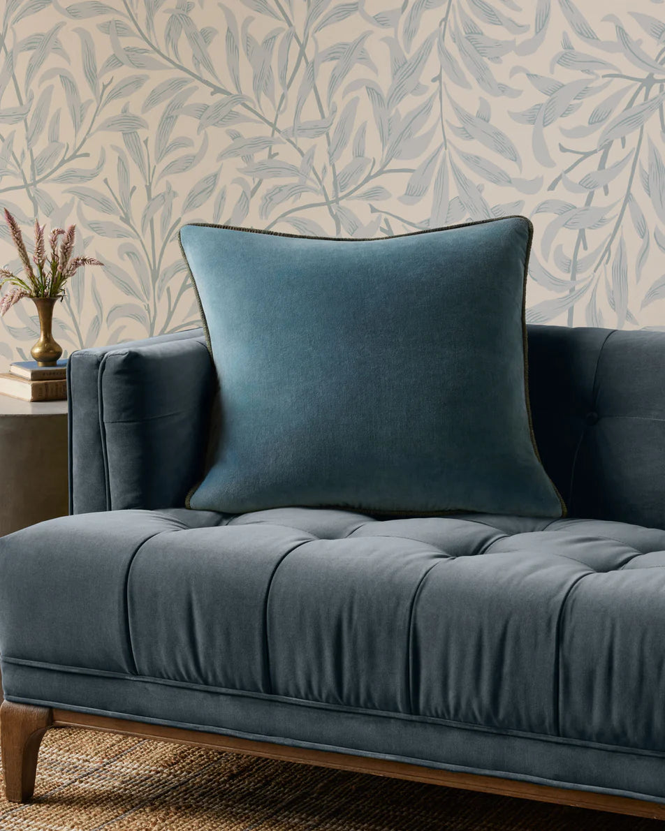 PCJ0020 22x22 Liza Blue Pillow