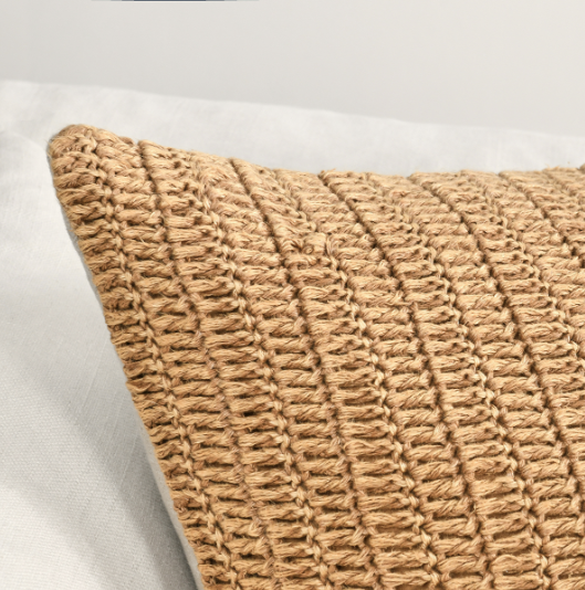V230019 22x22 Macie Pillow, Honey
