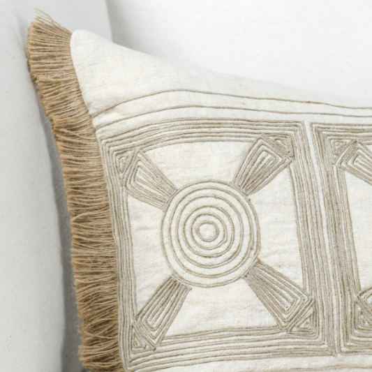 V300008 14x26 Baia Natural Pillow