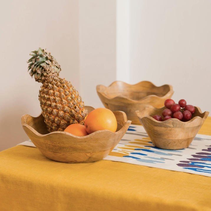 MABW2003 Scalloped Wooden Bowl, Medium