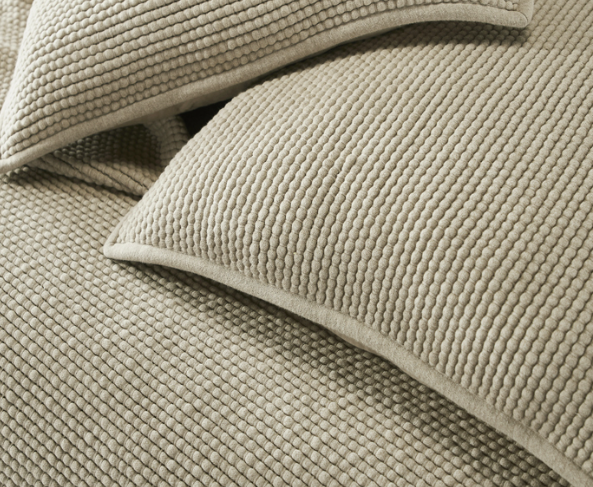 MANDALAY-KC-NATURAL Mandalay Natural Coverlet, King