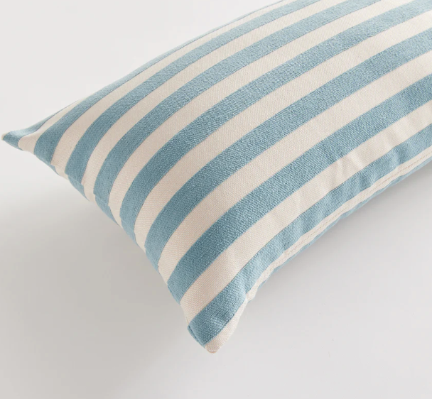 N5LM30BLL Grant Lumbar Indoor Outdoor Pillow