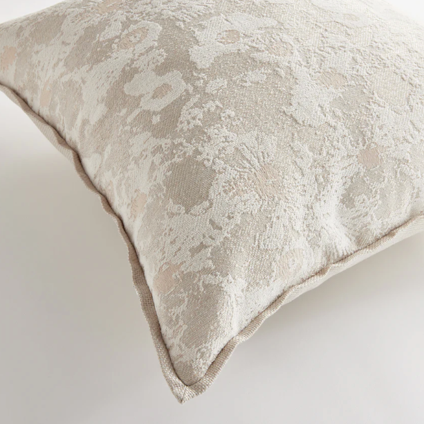 N4UM04GY Sofia 24" Square Indoor Outdoor Pillow