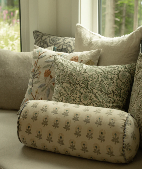 01-9553 Derma Block Print Bolster