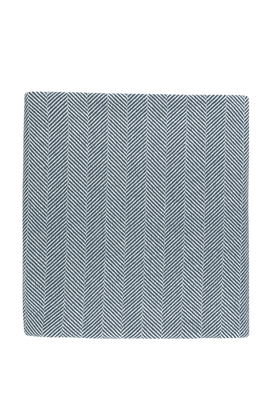 349096 Edgartown Ocean Throw