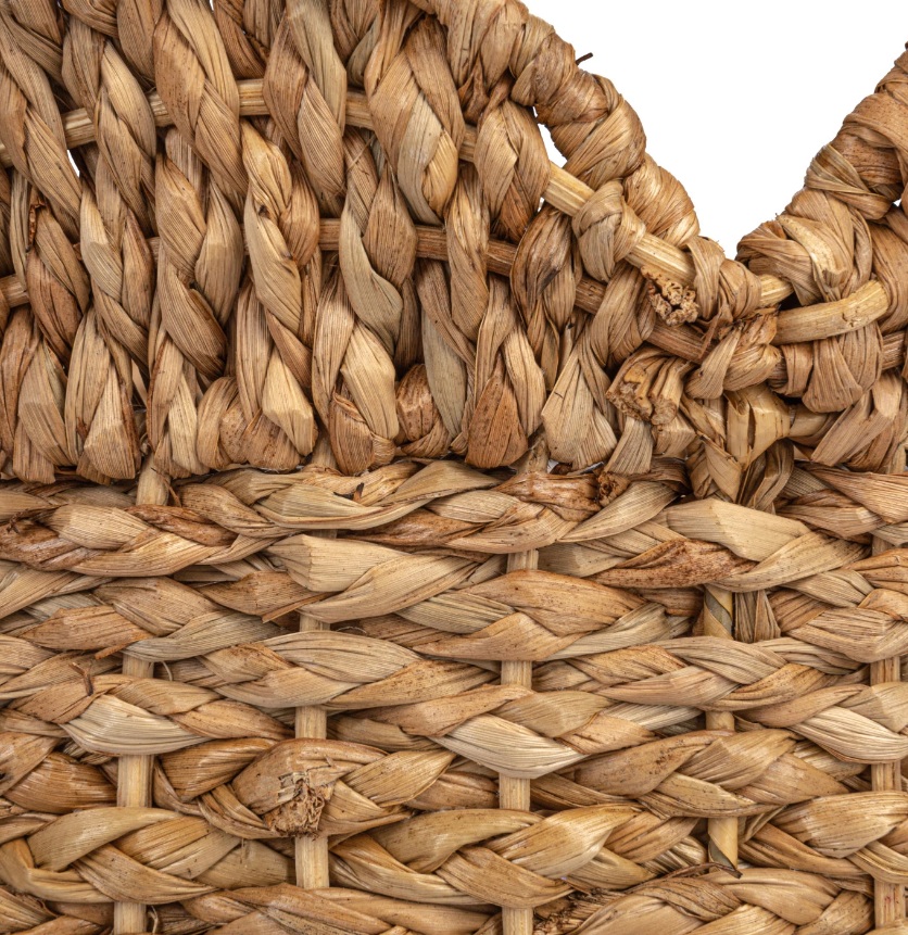 DF8277-M Braided Bankuan & Rattan Basket with Scalloped Edge Medium