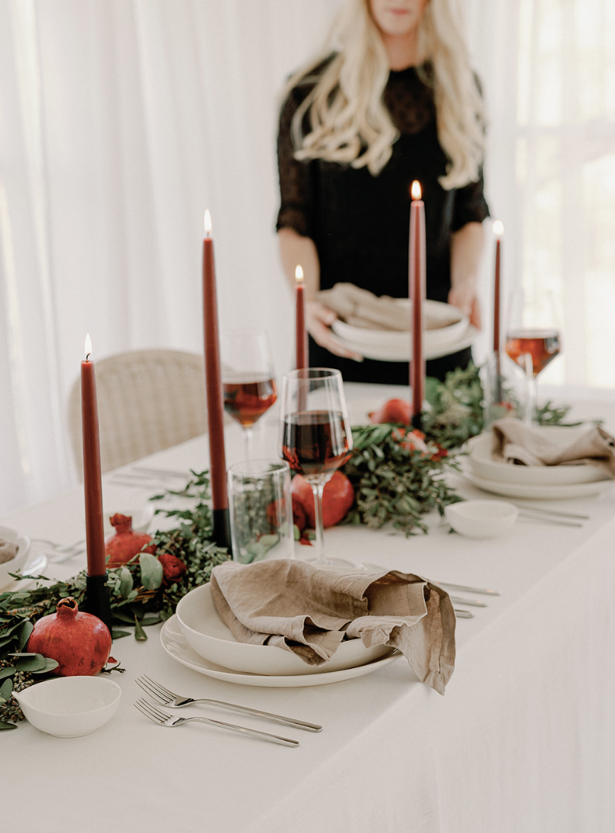 T14-BURGUNDY Burgundy Dipped Candle