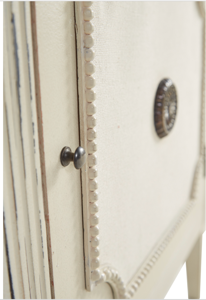 32018AD81 Linen & Beaded Front End Table
