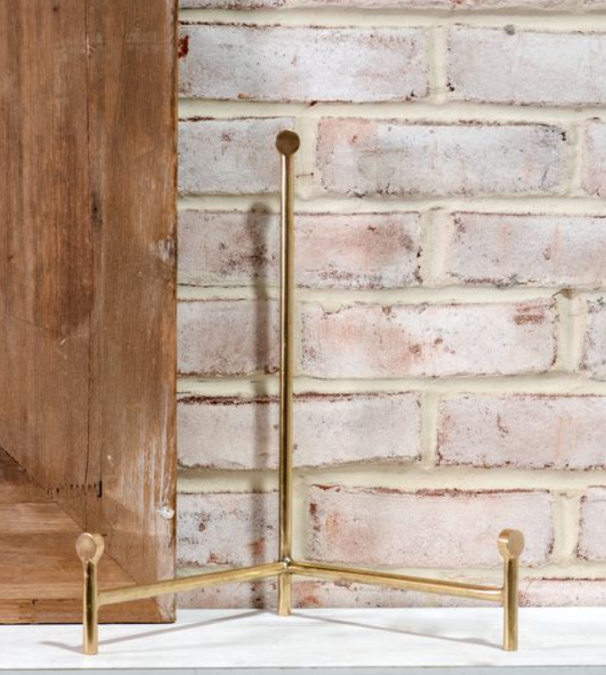 PDEN24 14" Brass Straight Back Easel