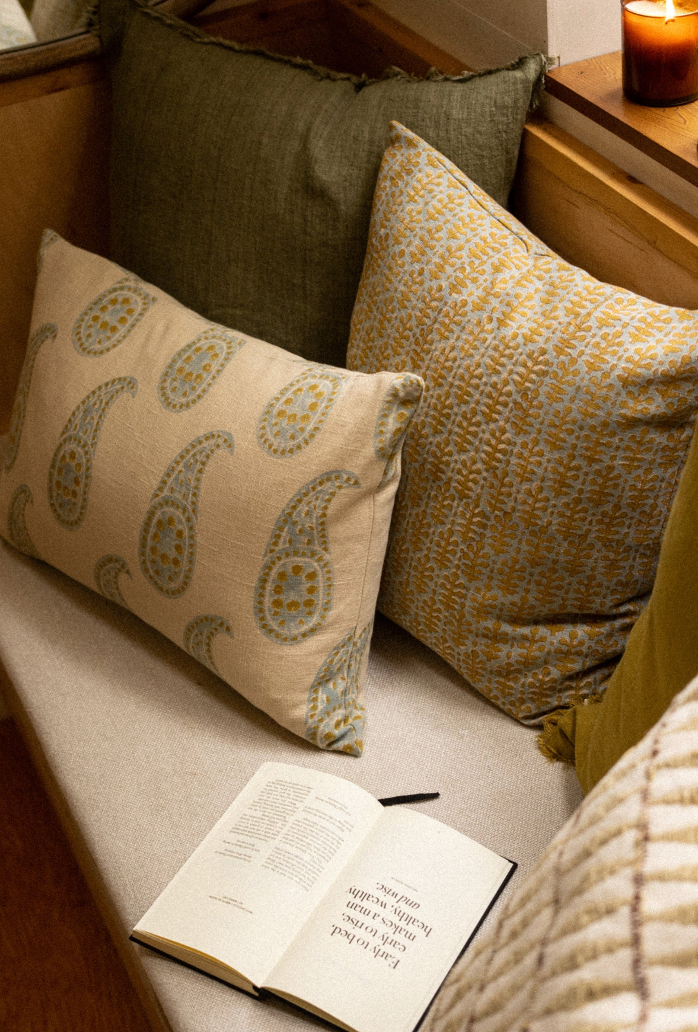 1-1118 20x20 Navya Block Print Pillow