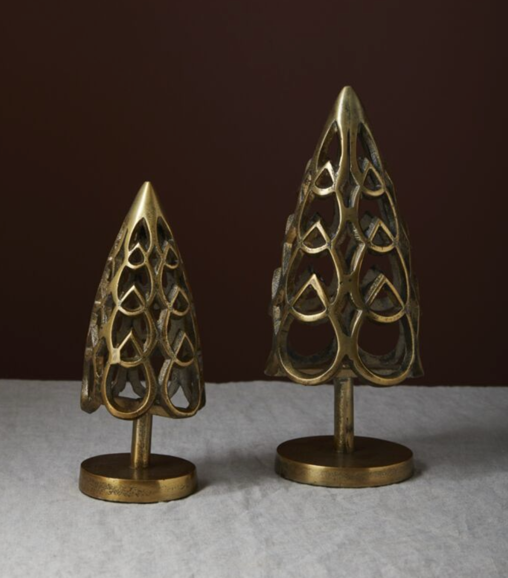 12058.00 Alsace Tree Figurine