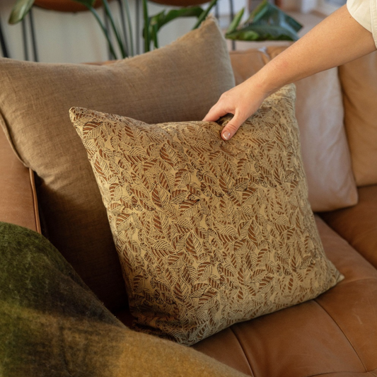 1-1454 20x20 Tanvi Block Print Pillow