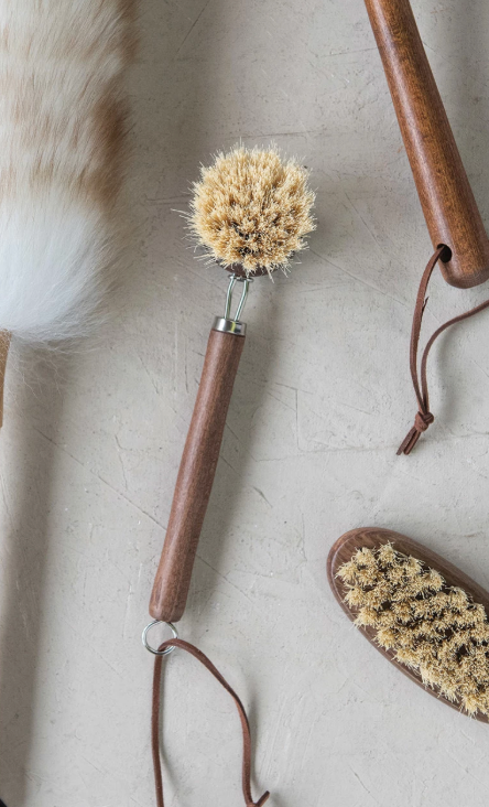 DF4815 9" L Beech wood brush