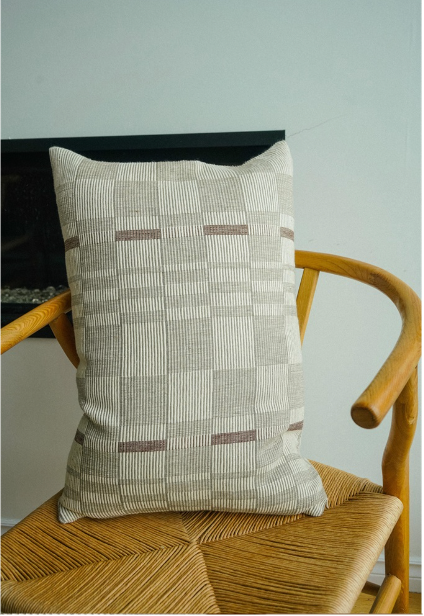1-0204 Percy Handloom Pillow
