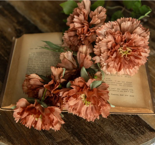 G233545 30.5" Brown Carnation Spray