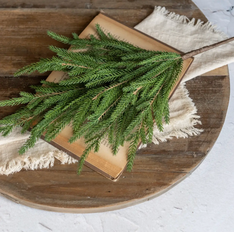 G233216 18" Soft Touch Norfolk Pine Pick