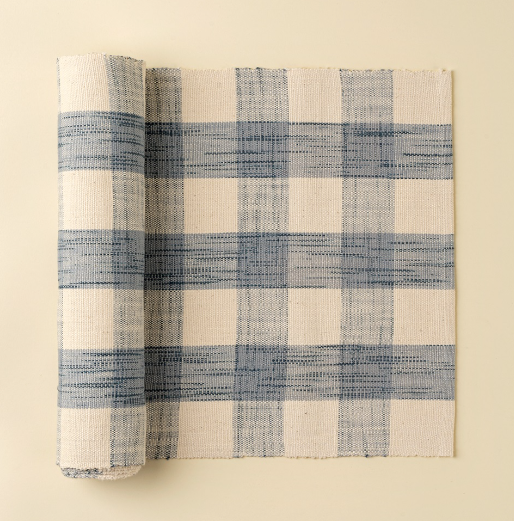 4-6559 108" Grace Gingham Table Runner Light