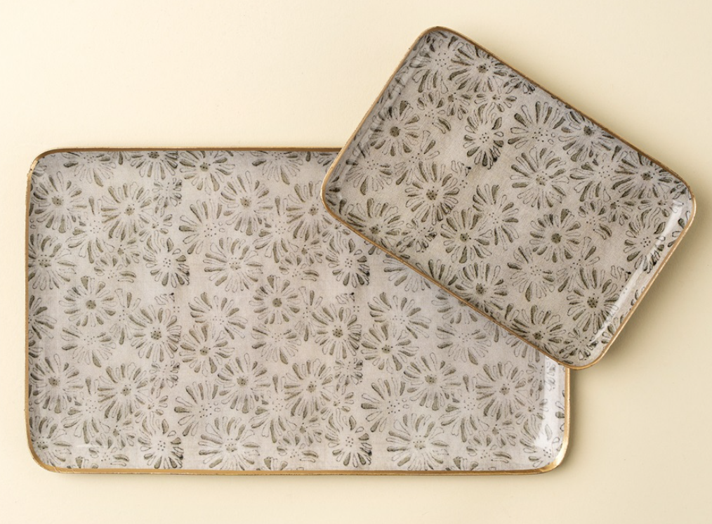 01-9215 Kalyani Decorative Tray, Large