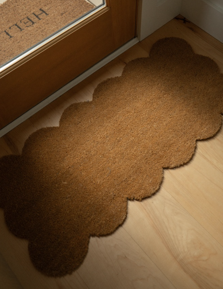 01-9161 40x18 Scalloped Doormat