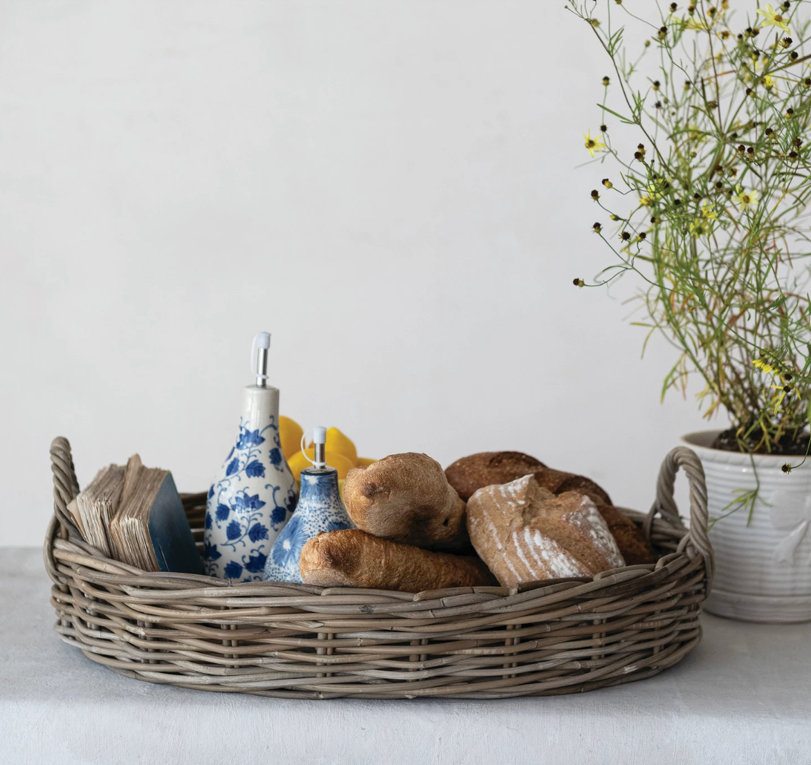 DG2167 Hand Woven Rattan Tray w/ Handles