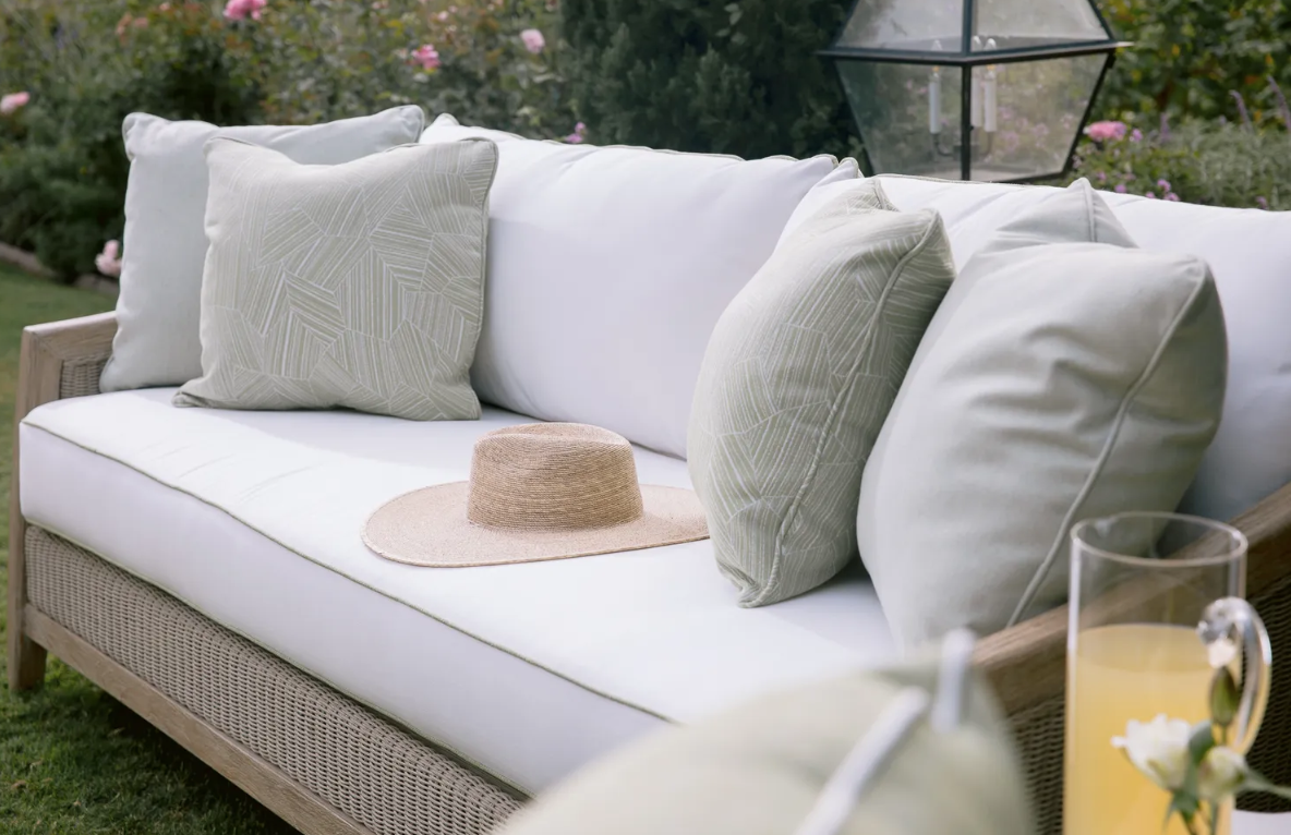 SW5801-23-CCAN-STK Cambria Sofa