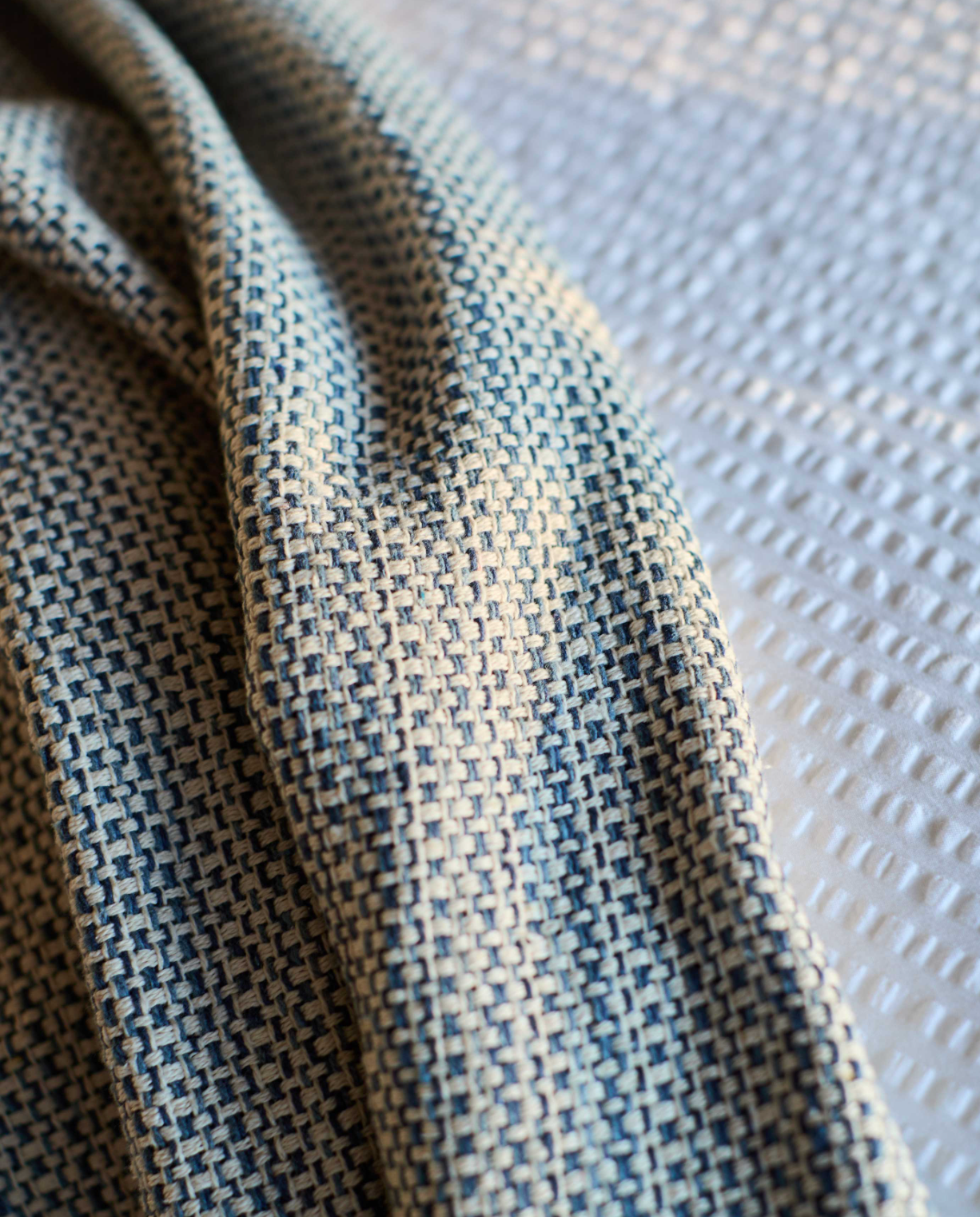 LA-4600-BG-69 60x90 Julian Blue Grey Oversized Throw