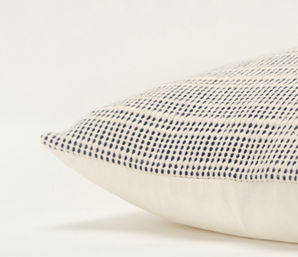 ADNT20627NVNT2020 20X20 PILLOW