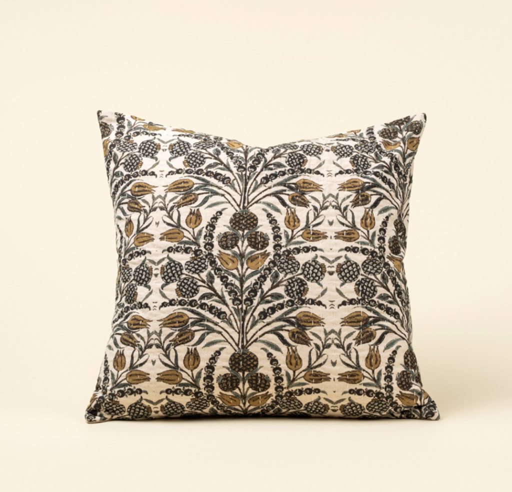 01-9790 20x20 Tropicana Kantha Pillow