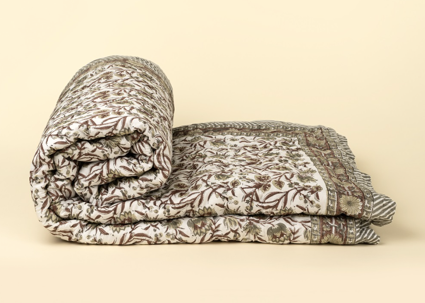 01-8209 Wild Laurel Block Print Quilt, King