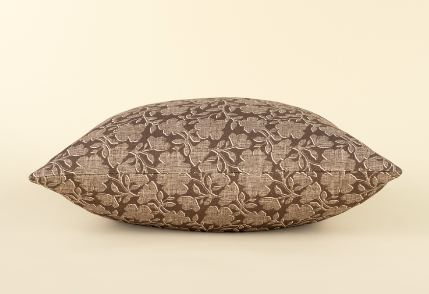 01-8126 20x20 Hazel Pillow