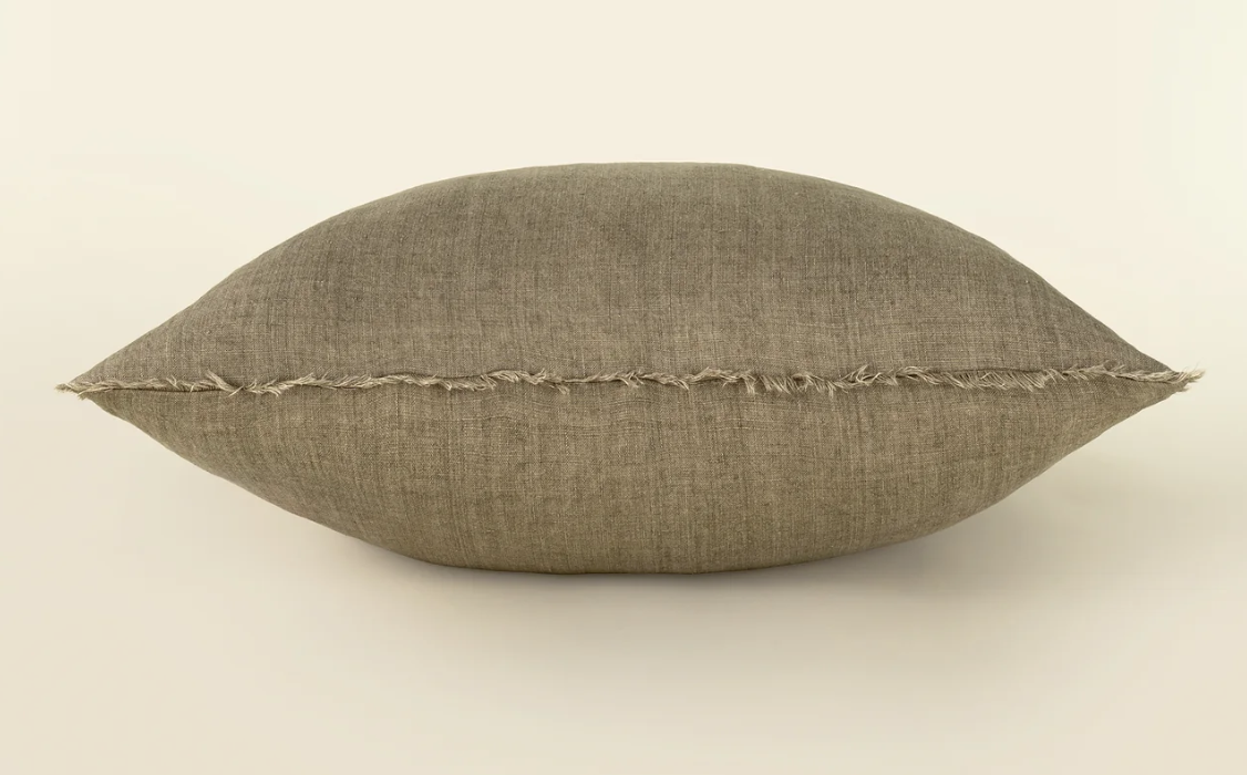 1-4819 24x24 Lina Linen Pillow Sand