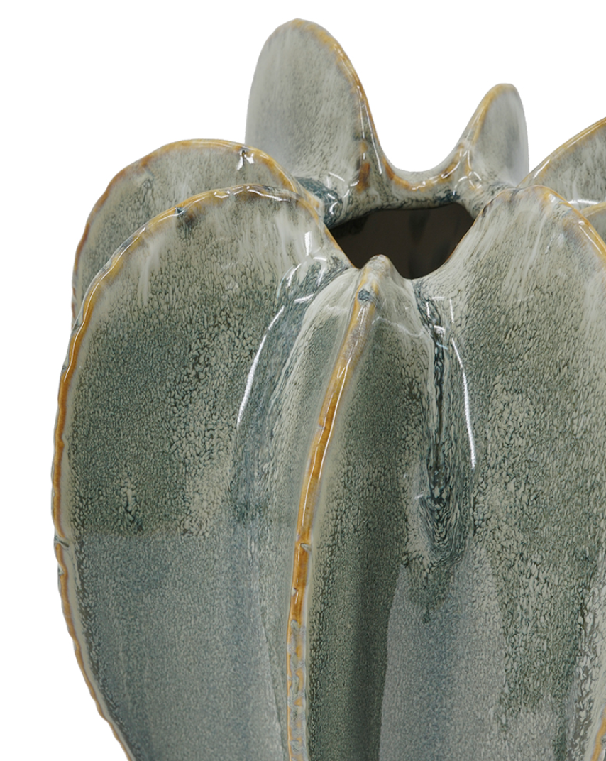 C0140 13" Cactus Vase