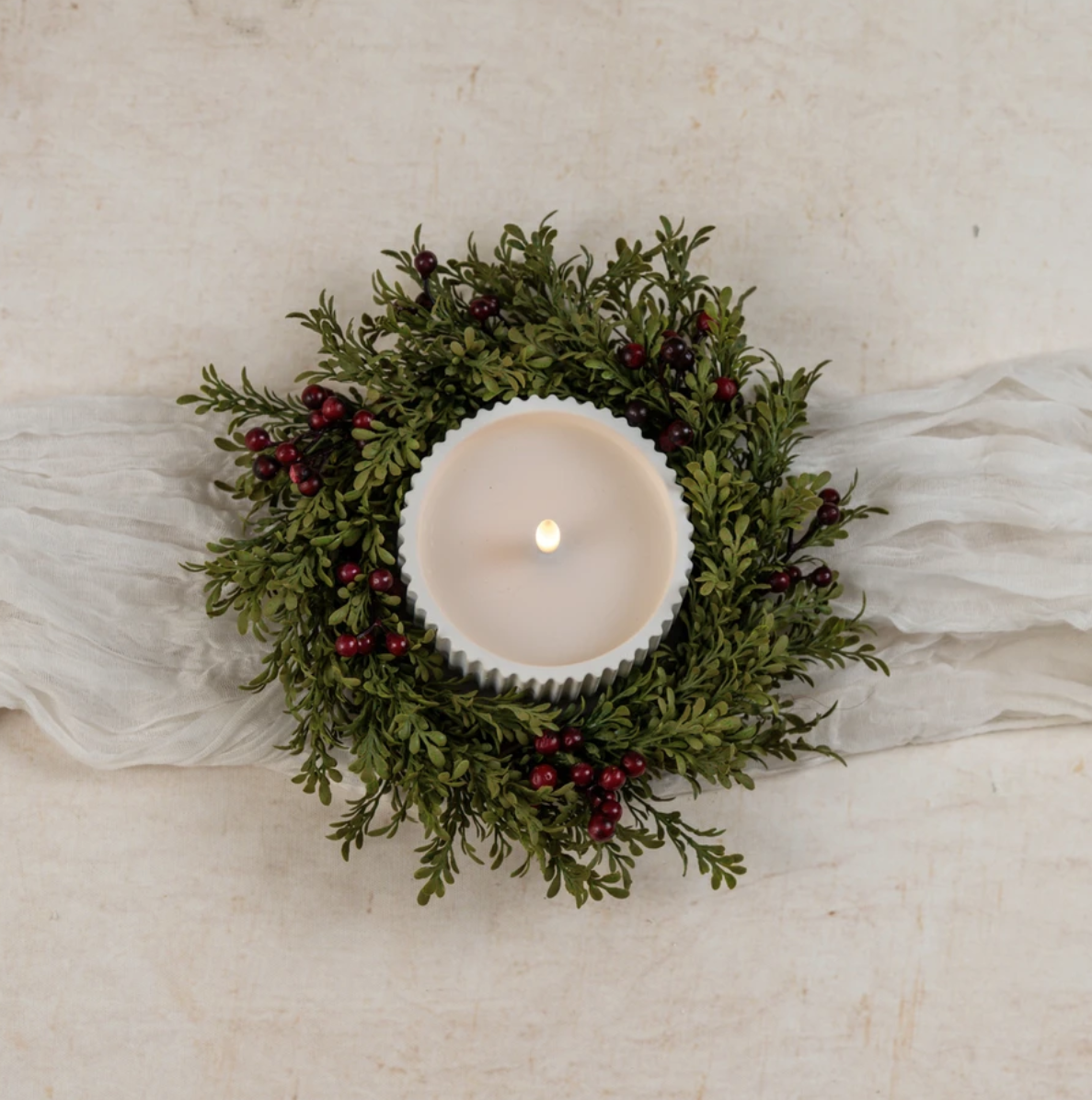 9" Mini Leaf Candle Ring Burgandy Berries